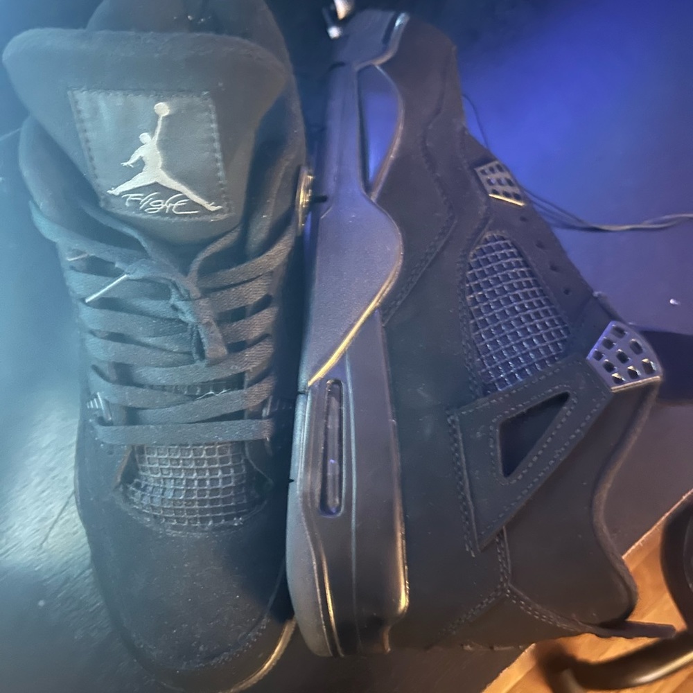 Jordan 4 black cats lightly worn